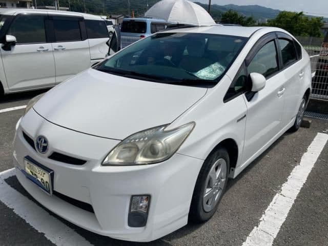Car thumbnail 3