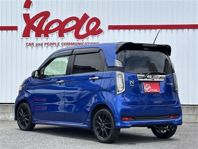 Car thumbnail 2