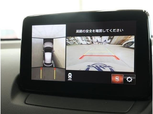 Car thumbnail 4