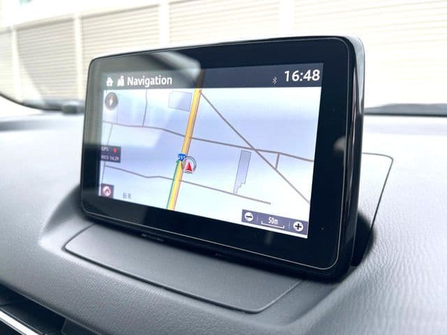 Car thumbnail 3