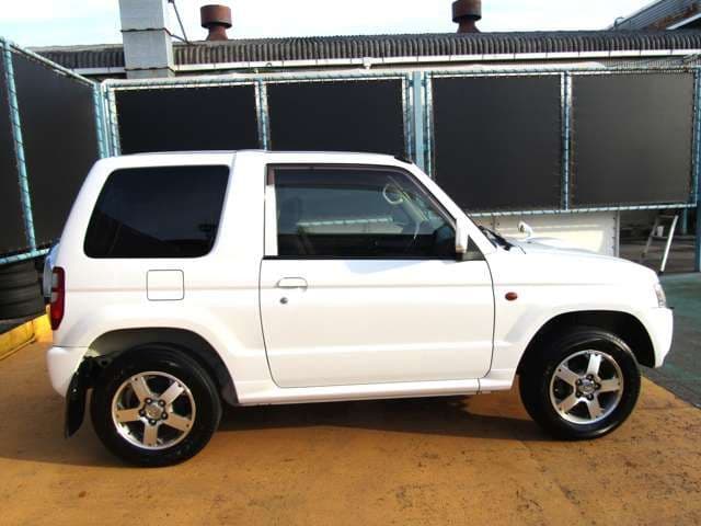 Car thumbnail 4