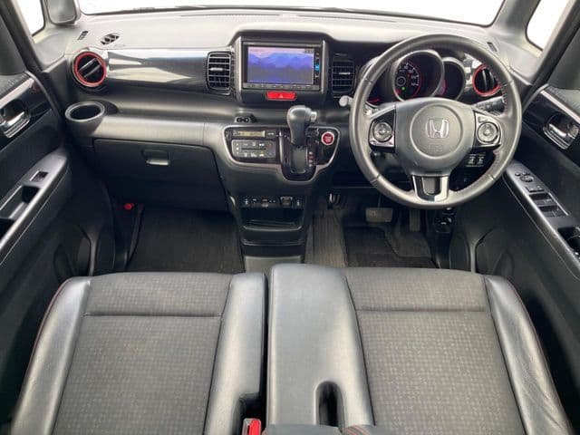 Car thumbnail 2