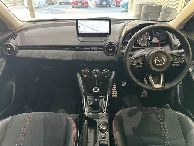 Car thumbnail 3