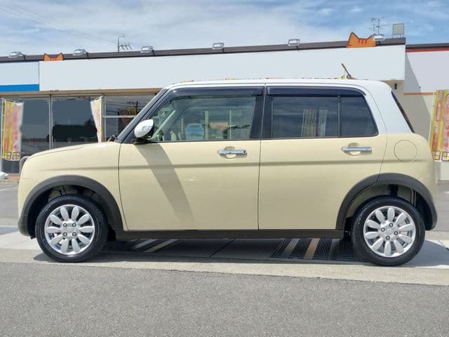 Car thumbnail 4