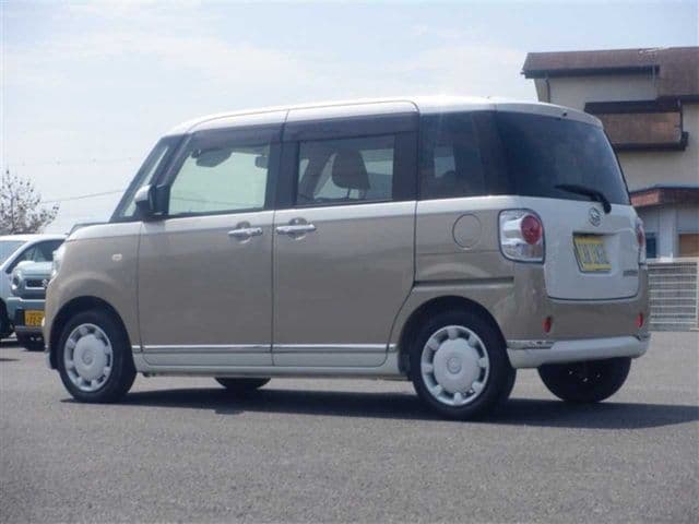 Car thumbnail 3