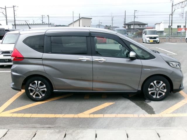 Car thumbnail 4