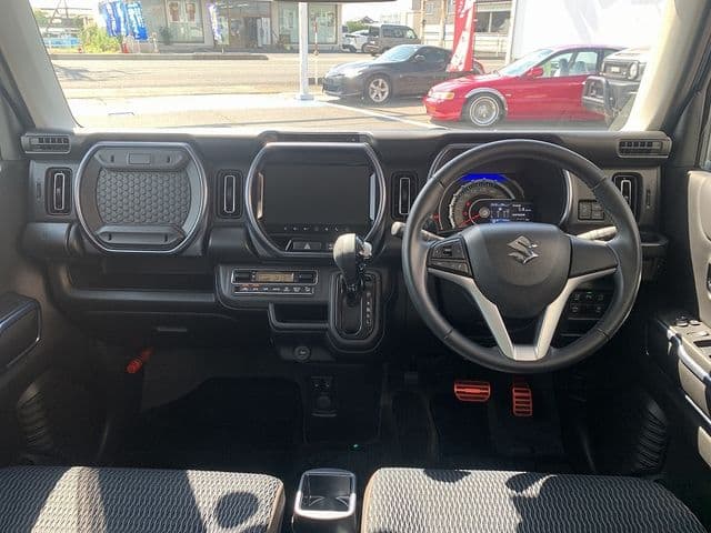 Car thumbnail 3