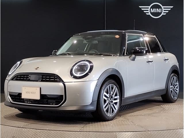 Car image 1