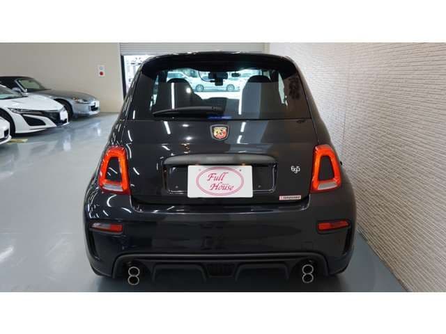Car thumbnail 3