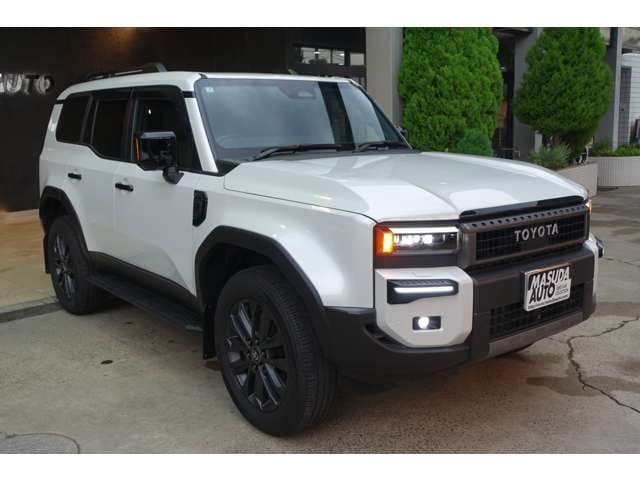 Car thumbnail 3