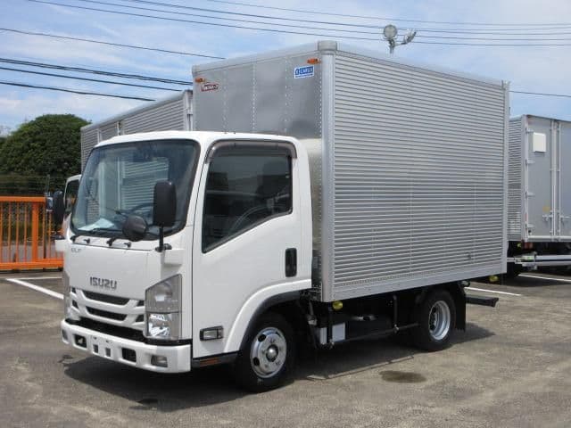 ISUZU