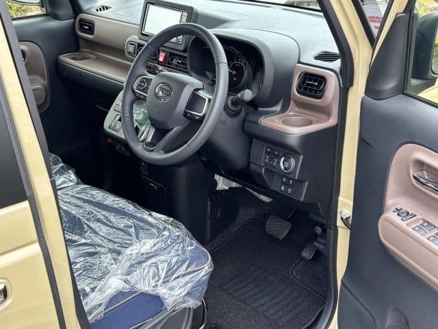 Car thumbnail 4
