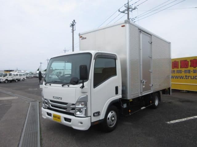 ISUZU