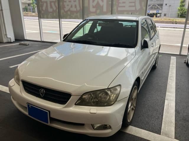 Car image 1