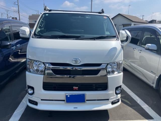 Car image 1