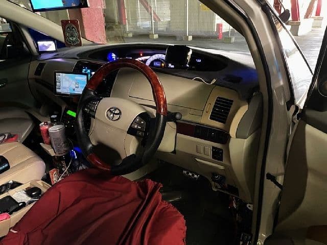 Car thumbnail 2