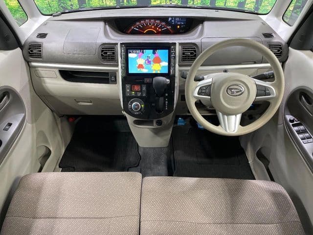 Car thumbnail 4