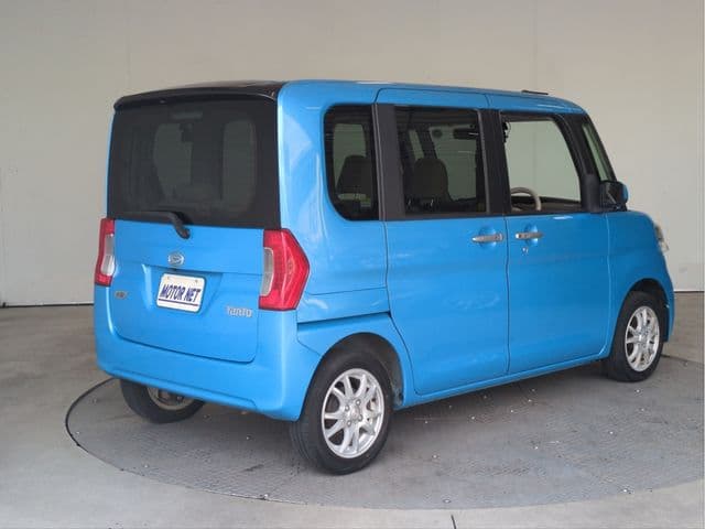 Car thumbnail 2