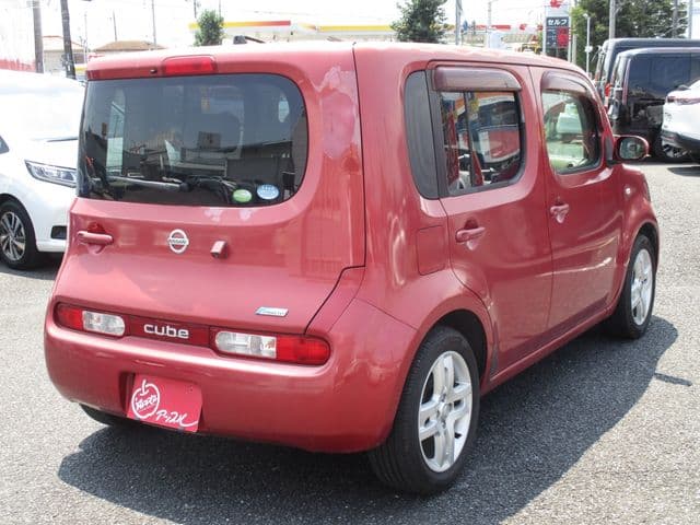 Car thumbnail 3