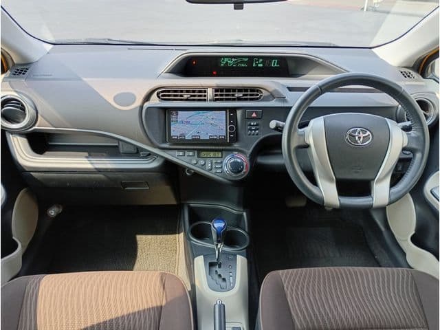 Car thumbnail 3