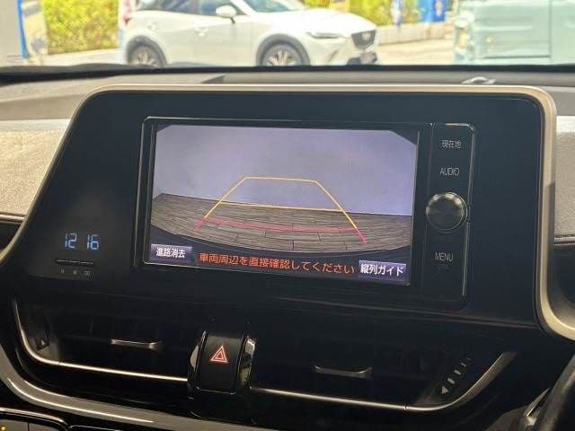 Car thumbnail 4