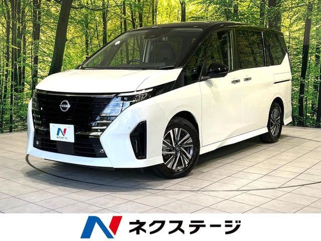 NISSAN