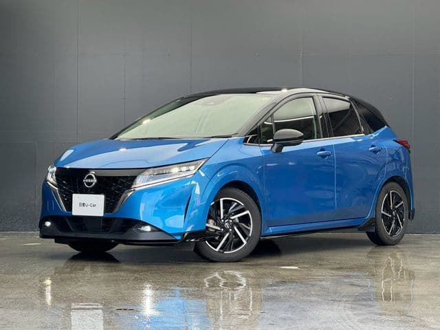 NISSAN