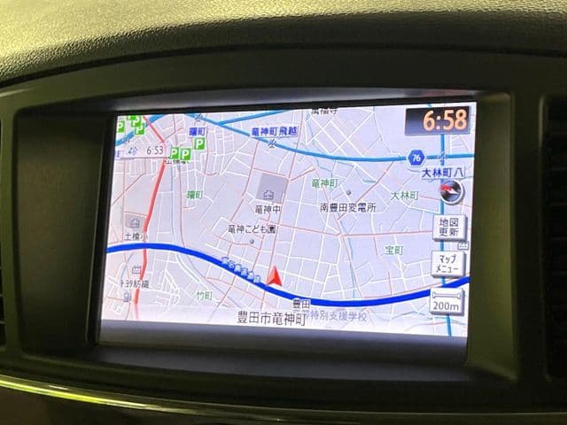 Car thumbnail 4