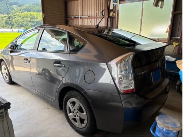 Car thumbnail 2