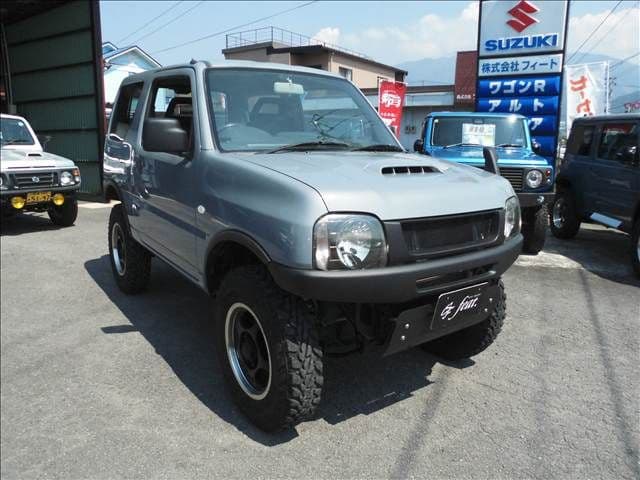 Car thumbnail 4