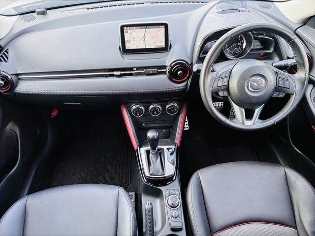 Car thumbnail 3
