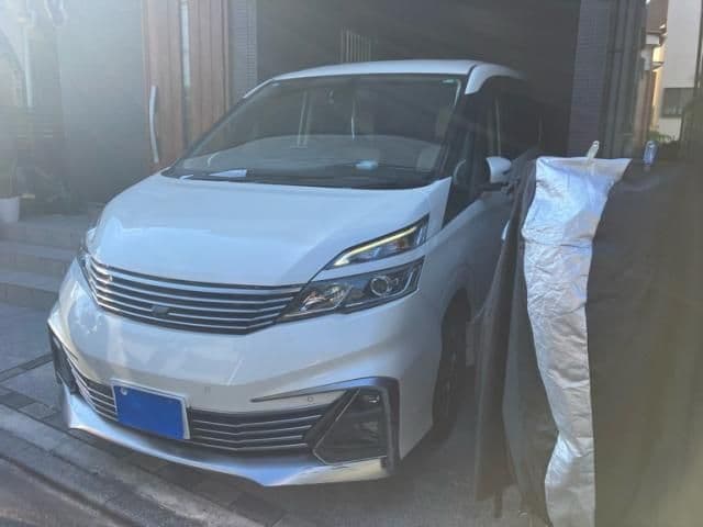 NISSAN