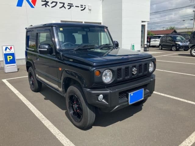 Car image 1