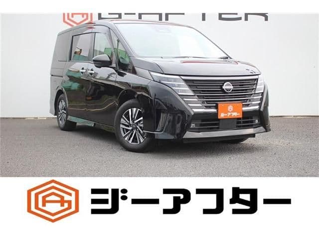 NISSAN