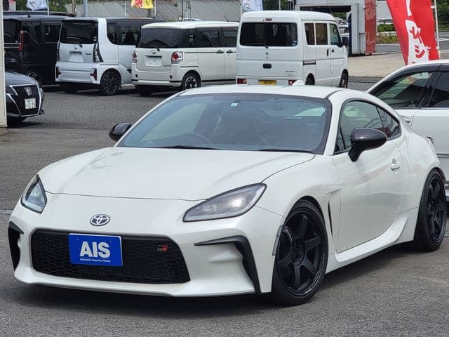 Car image 1