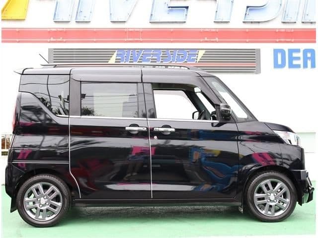 Car thumbnail 4