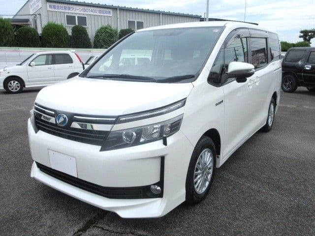Car image 1