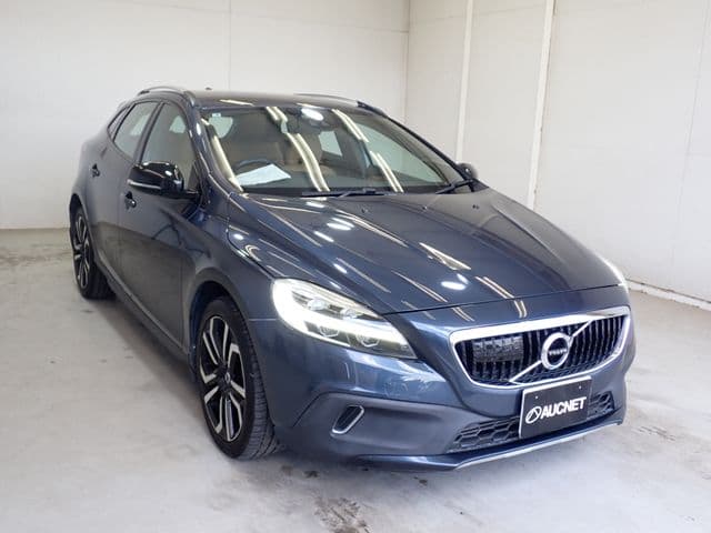 Car thumbnail 4