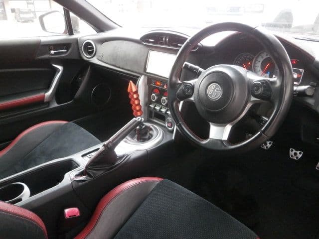 Car thumbnail 2