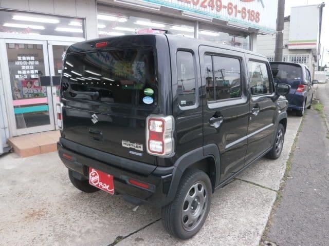 Car thumbnail 3