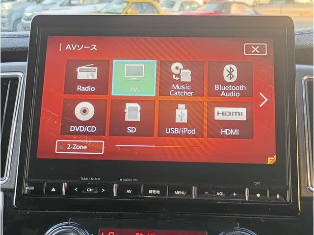 Car thumbnail 3