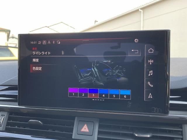 Car thumbnail 4