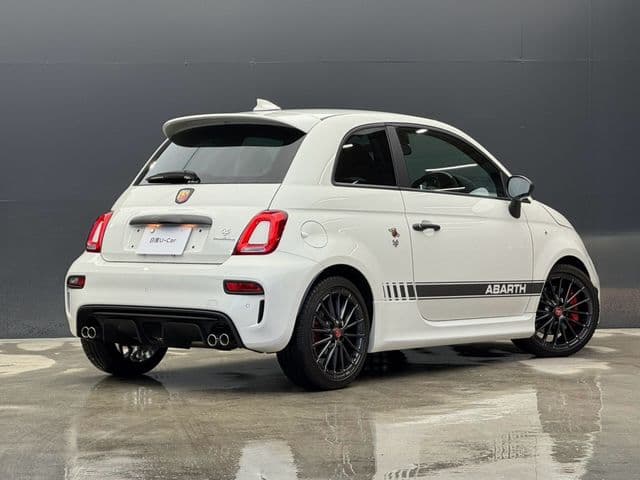 Car thumbnail 2
