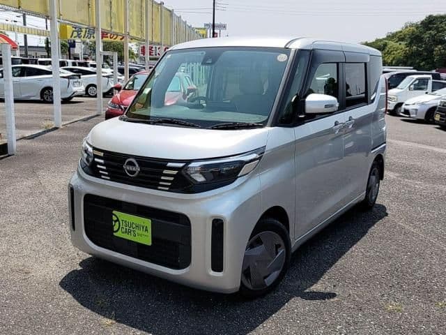 NISSAN