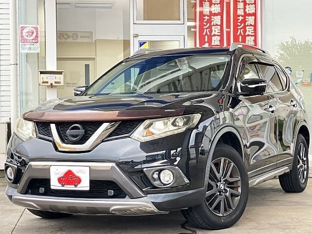 NISSAN
