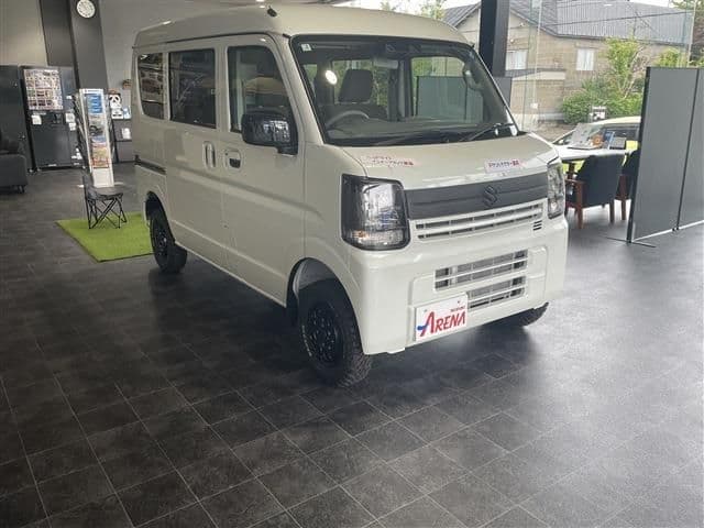 SUZUKI