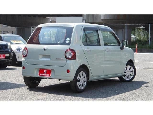 Car thumbnail 4