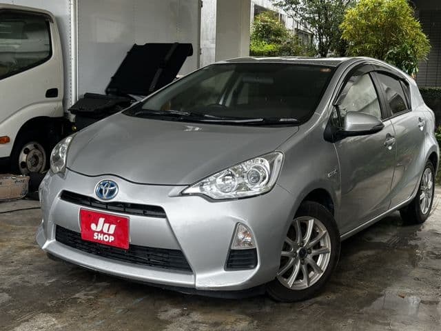 Car image 1