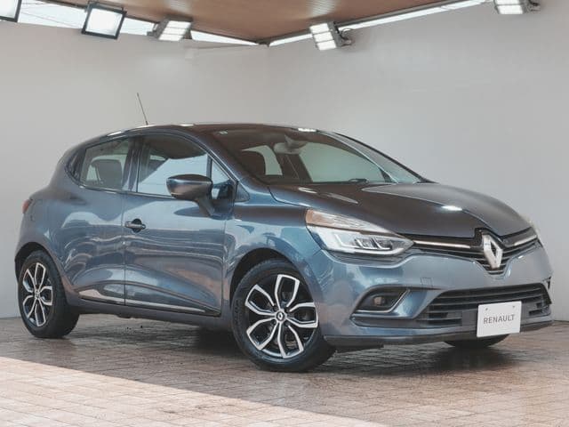 RENAULT