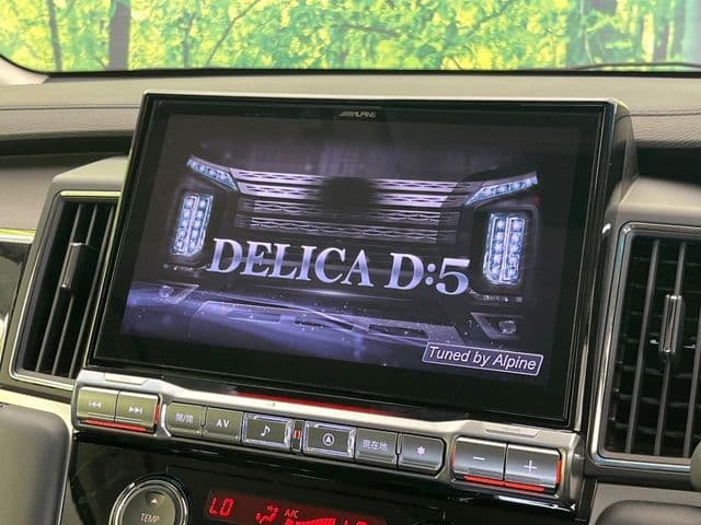 Car thumbnail 4
